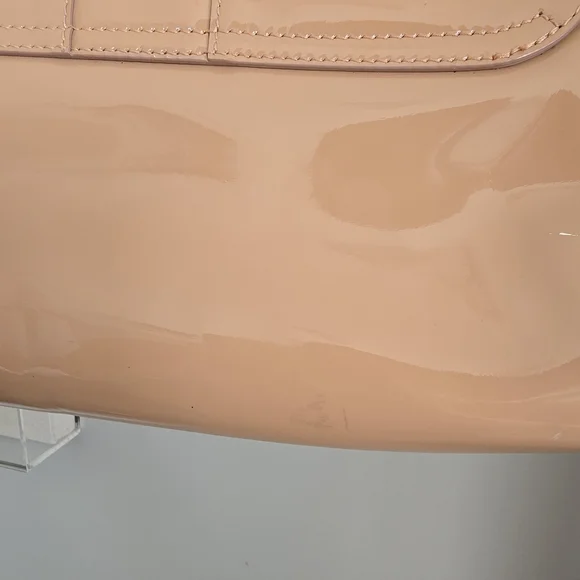 L.K. Bennett Elegant Nude Patent Leather Shoulder Bag - Picture 13 of 15